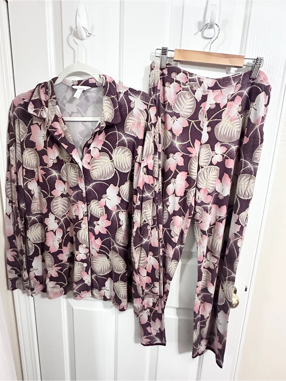 Soma Floral Satin Pajama Set in Purple & Pink